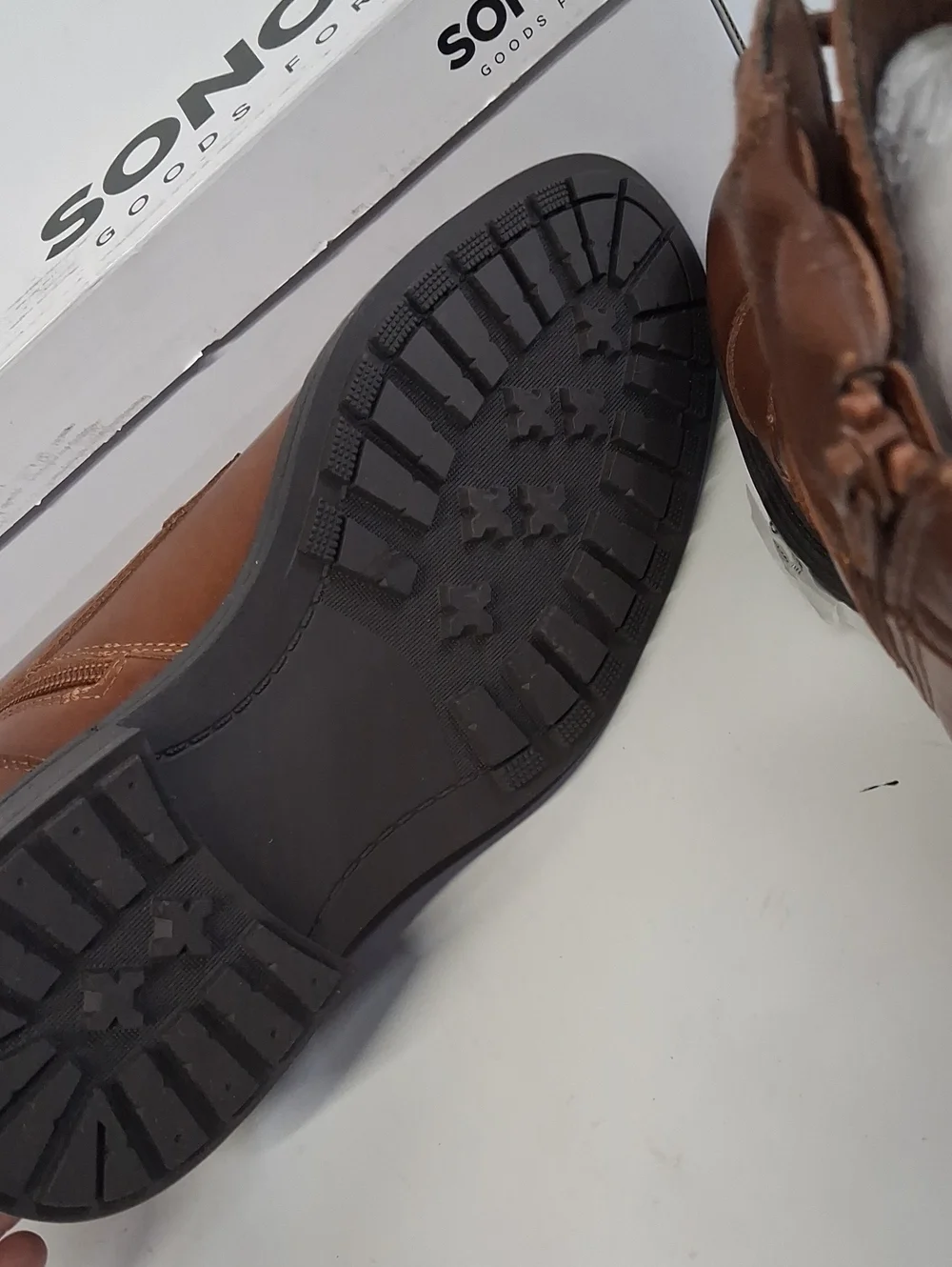 NWT Mens Sonoma Goods For Life Mateyo Memory Foam Cognac Boots
